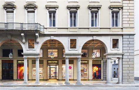 Louis Vuitton Torino Store in Torino, Italia 